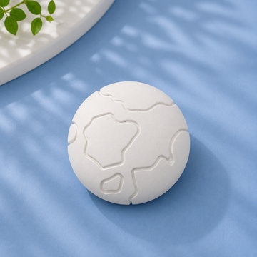 Planet Globe — Medium Figure
