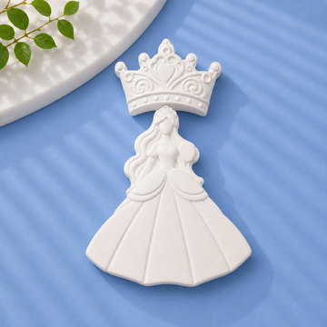 Princess & Crown — Medium Figure