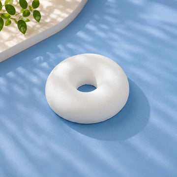 Donut — Medium Figure